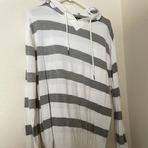 Men’s long sleeve lightweight hoodie